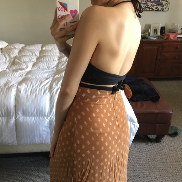 ❌SOLD❌Beach Riot Black Halter Wrap Swim Bikini Top - Picture 8 of 8